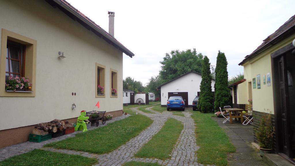 Pension Camp Prager Екстер'єр фото