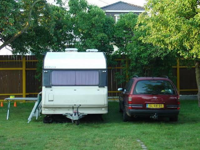 Pension Camp Prager Екстер'єр фото